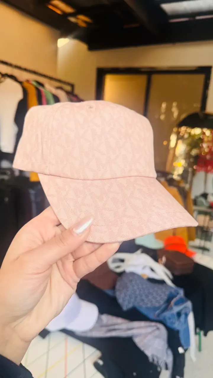 Gorras MK en varios colores - 1