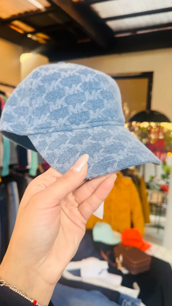 Gorras MK en varios colores - 4