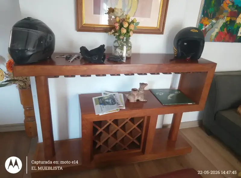 Bar de madera con estante para copas y botellas - 2