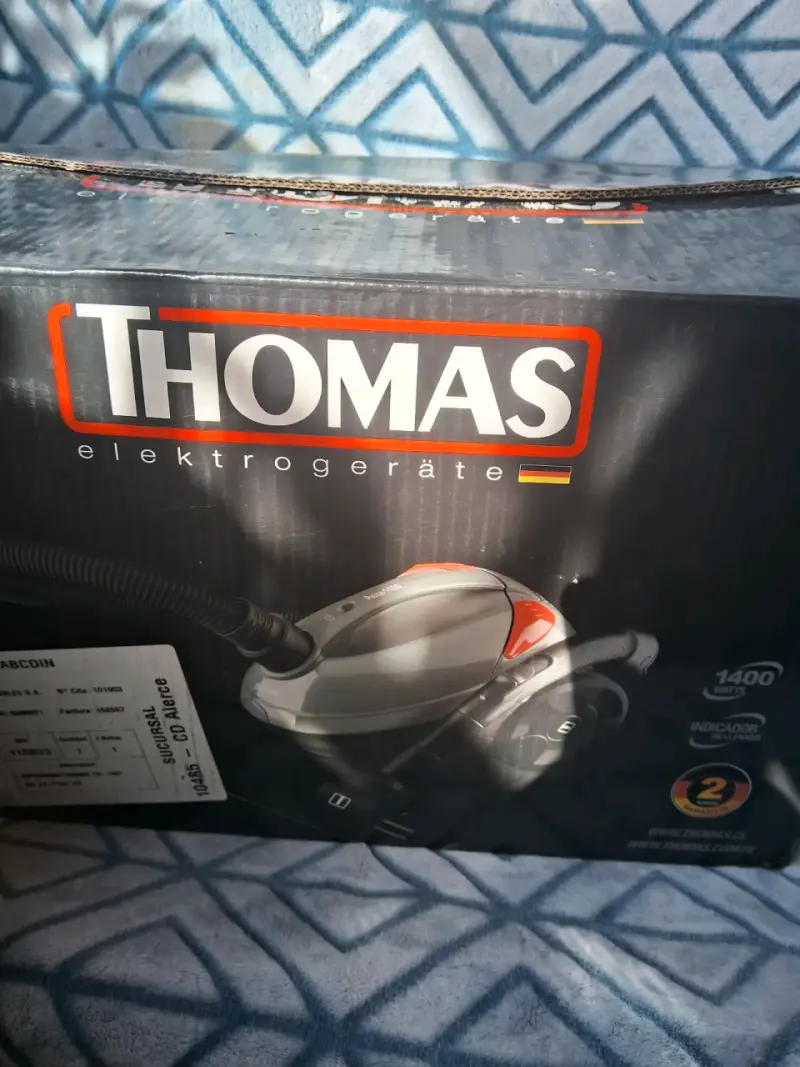 Aspiradora Thomas Pet & Family 1400W - 4