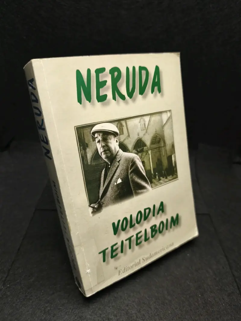 Libro 'Neruda' de Volodia Teitelboim - 2