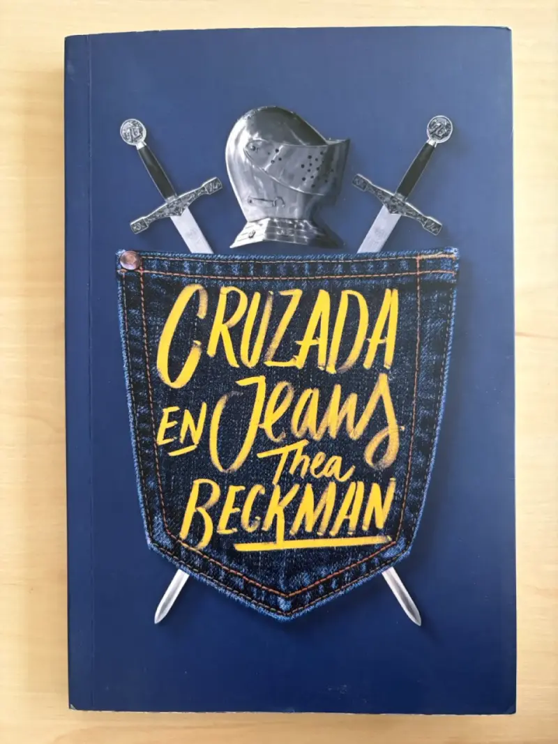 Libro 'Cruzada en Jeans' de Thea Beckman impecable - 1