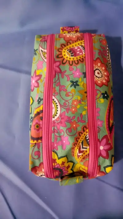 Estuche de Tela lona con Diseño Floral Colorido - miniatura 2