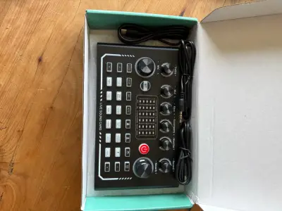 Meza mezcladora portátil DJ - miniatura 2