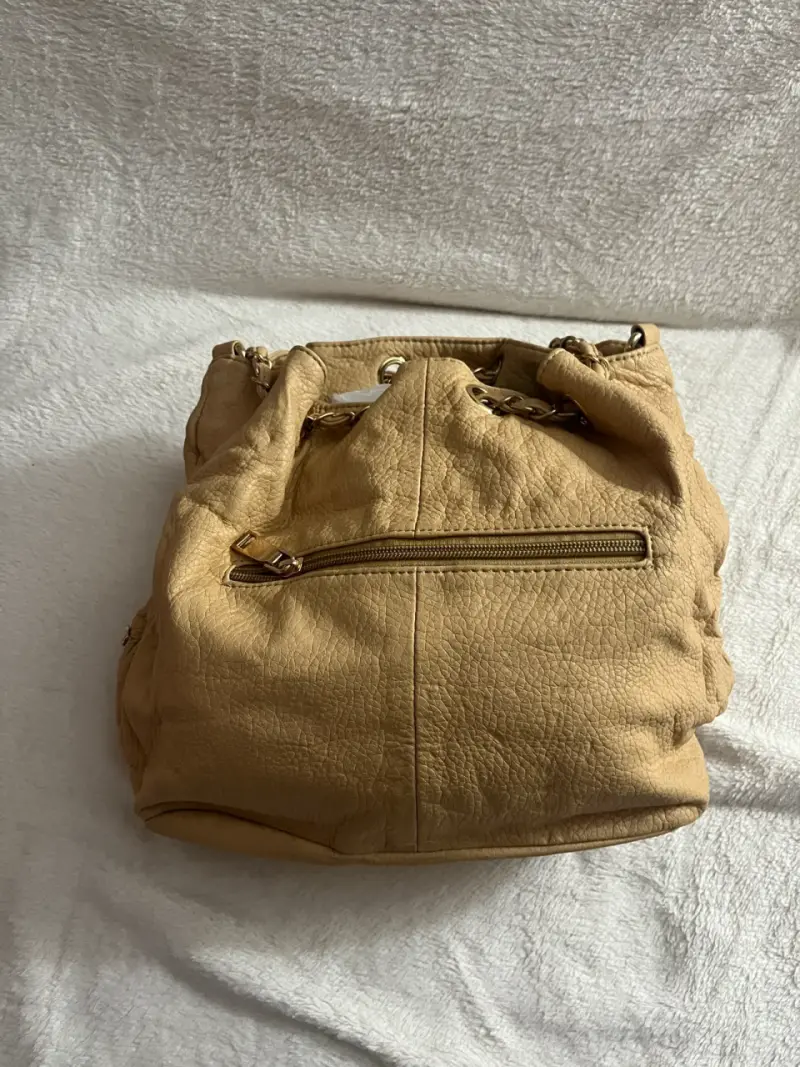 Bolso de cuero beige con cadena CH Carolina Herrera - 3