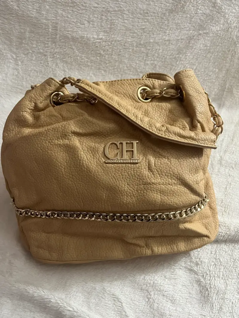 Bolso de cuero beige con cadena CH Carolina Herrera - 4