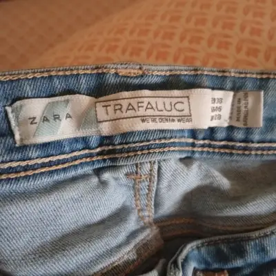 Jeans Zara Trafaluc Mujer Talla 38 - miniatura 1