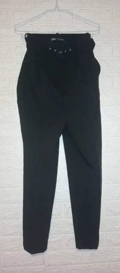 Pantalones negros de tiro alto Zara XS - miniatura 2