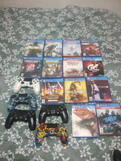 Lote de Juegos y Controles PS4 - miniatura 1