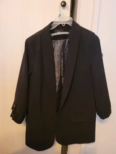 Blazer de terciopelo burdeos para mujer - miniatura 2