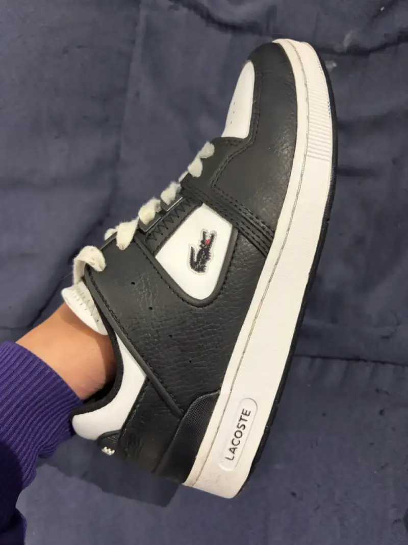 Zapatillas deportivas Lacoste negras y blancas - 4