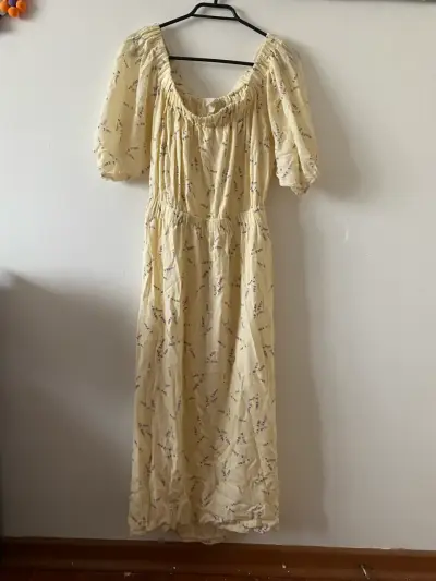 Vestido largo floral H&M amarillo talla L - miniatura 1