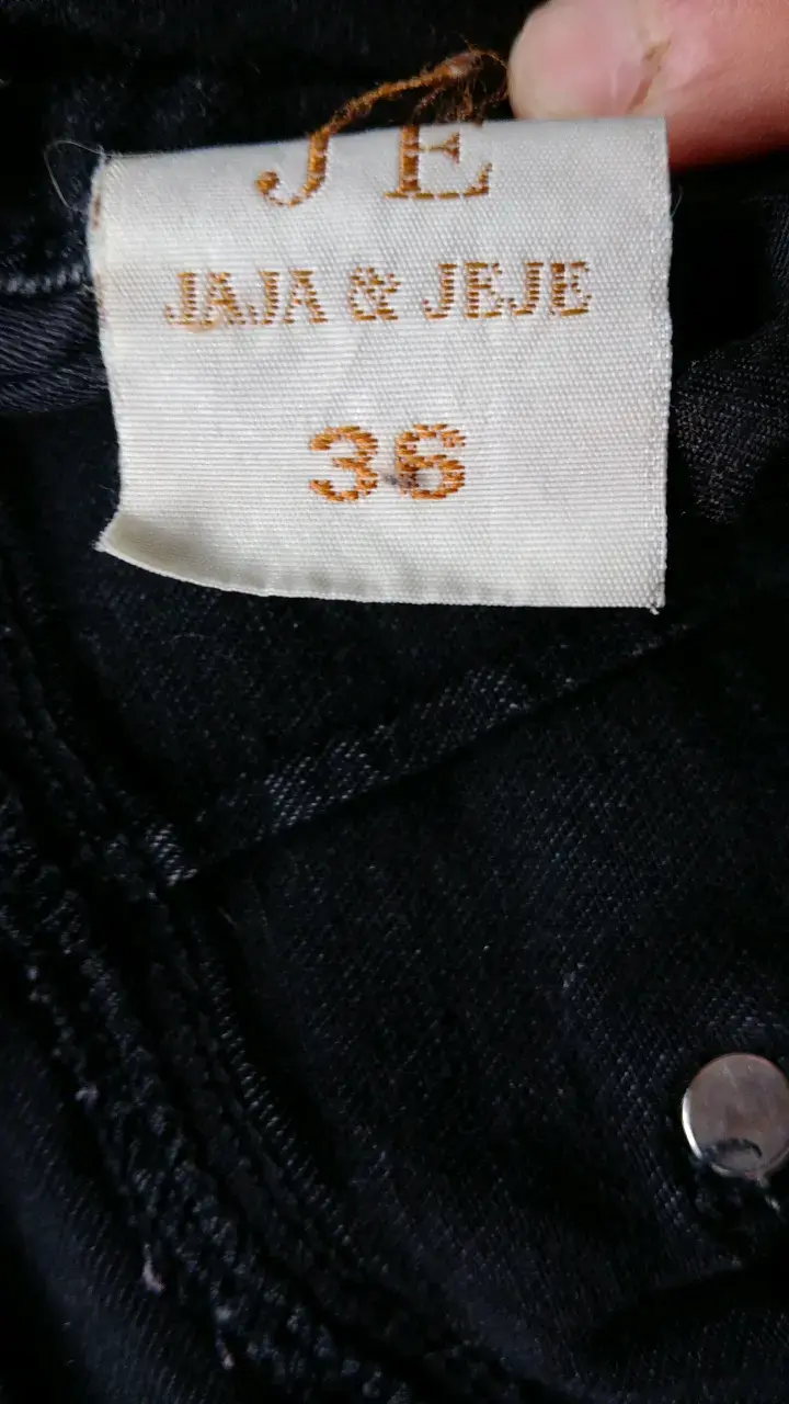 Jeans negros desgastados para mujer talla 36 - 4