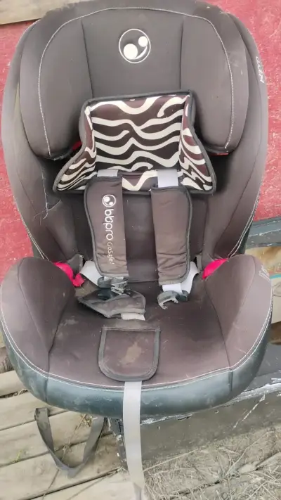 Silla de auto para bebé Bbpro GoSafe negra - miniatura 1