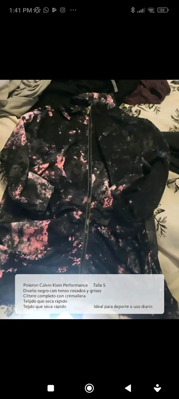 Polerón Calvin Klein Performance negro y rosado
