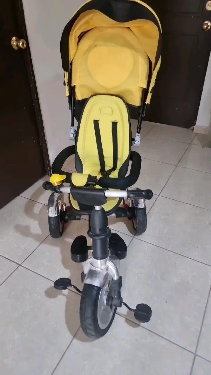 Triciclo para niños con toldo amarillo - 1