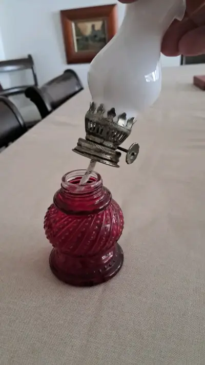 Lámpara de aceite años 70 de vidrio rojo - miniatura 3