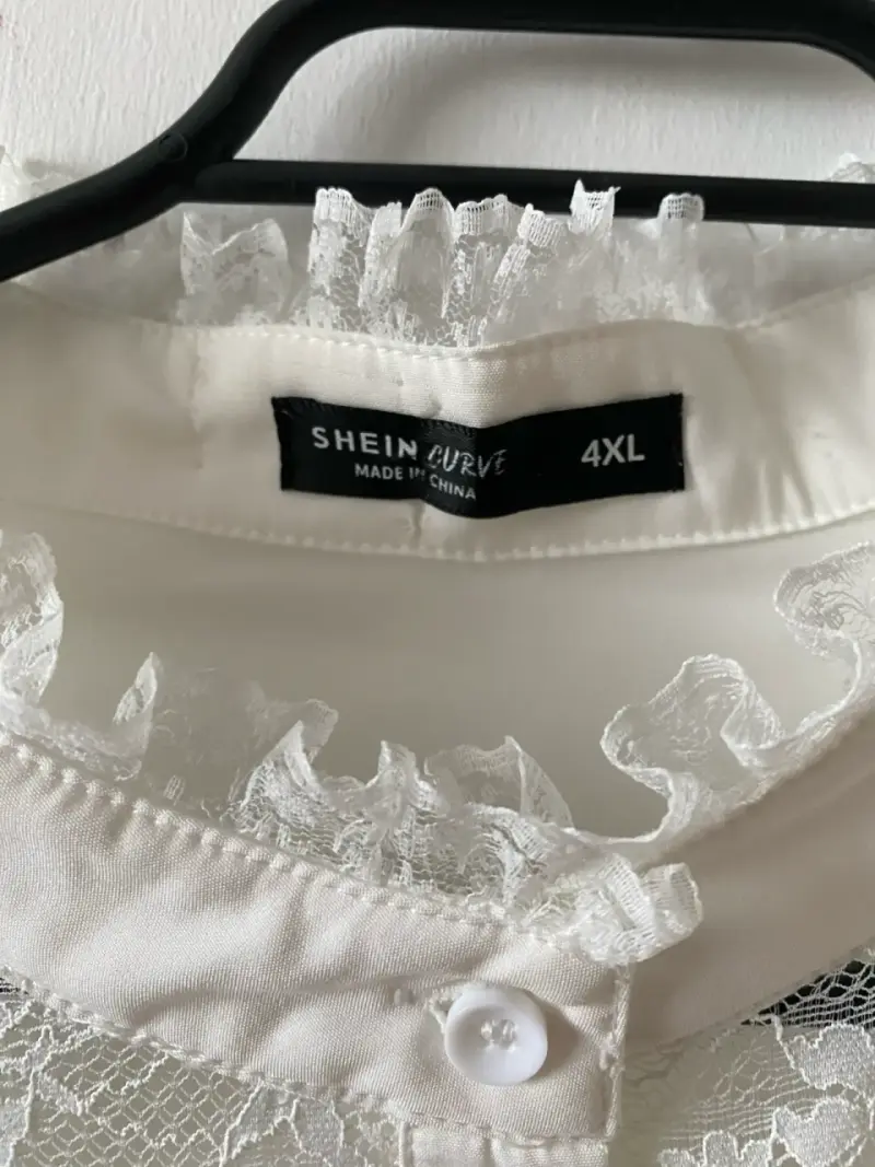 Blusa Blanca con Encaje y Volantes talla 4XL - 2
