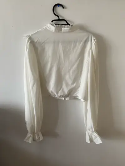 Blusa Blanca con Encaje y Volantes talla 4XL - miniatura 3