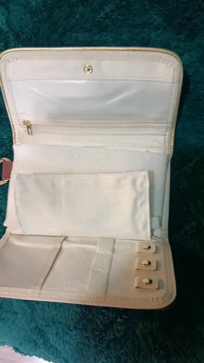 Cartera organizadora de joyas rosa elegante - miniatura 3