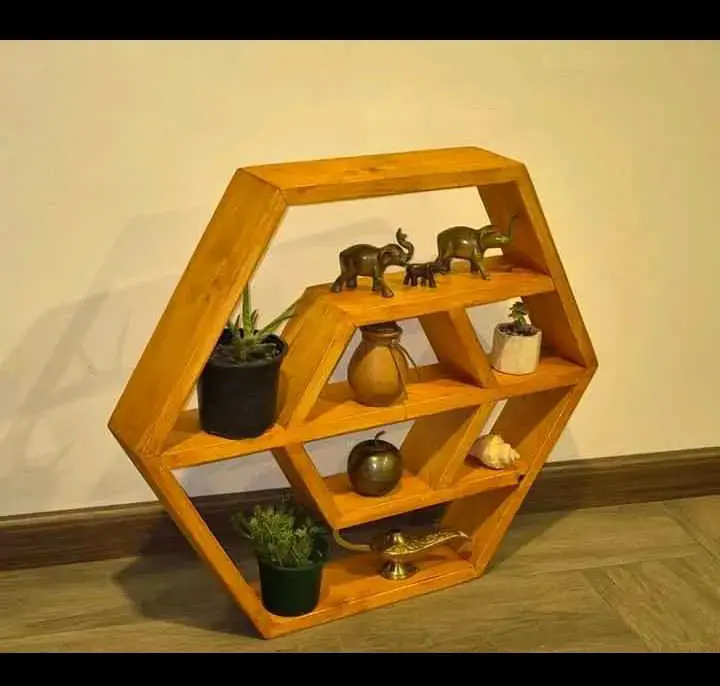 Estante hexagonal de madera decorativo - 2