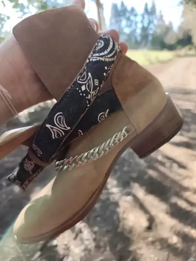 Botines con ribete de bandana - miniatura 4