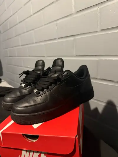 Zapatillas Nike Air Force 1 Negras - miniatura 2