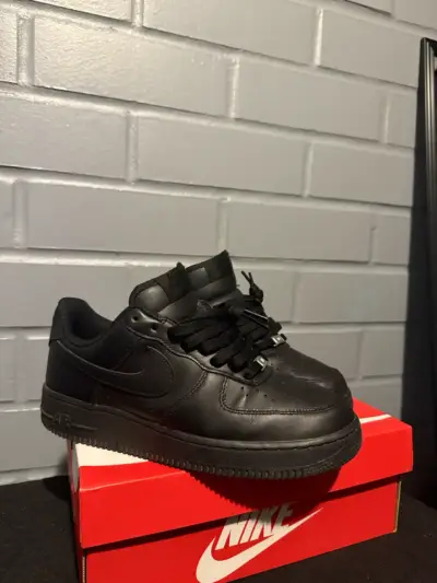 Zapatillas Nike Air Force 1 Negras - miniatura 4