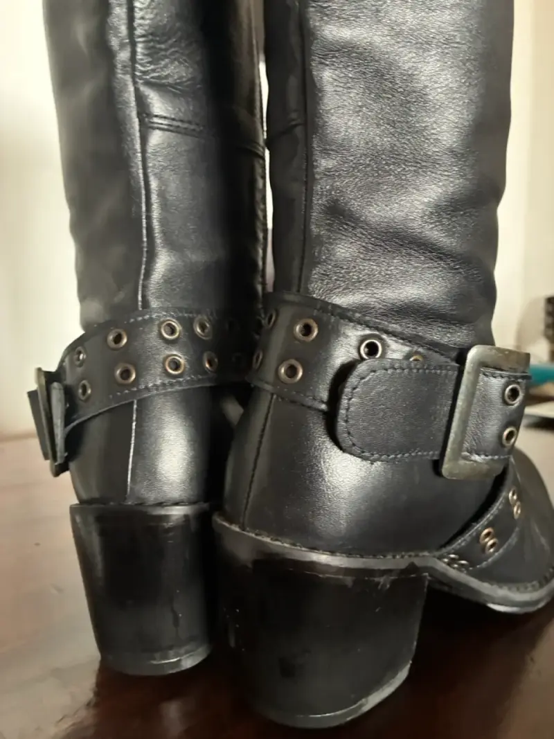 Botas de cuero negras con hebillas - 3