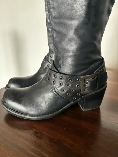 Botas de cuero negras con hebillas - miniatura 5