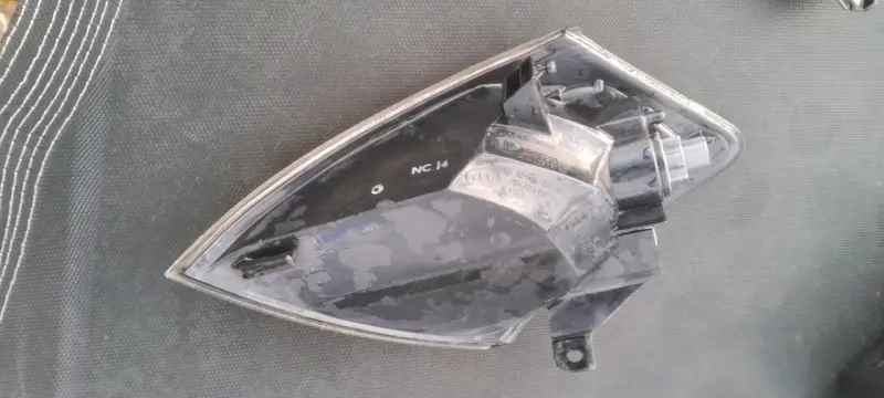 Foco Punta Izquierda Mazda MPV 1996-1998 - 3