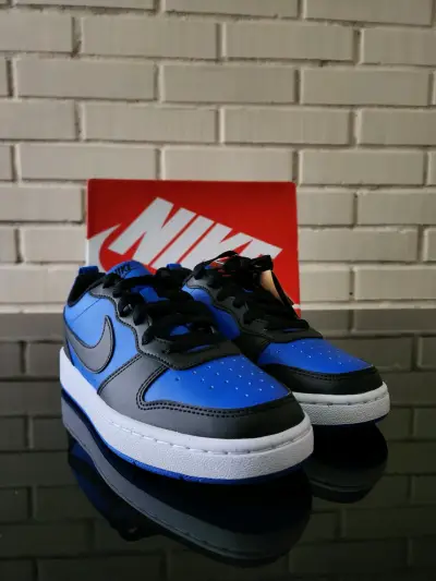 Zapatillas deportivas Nike azul y negro - miniatura 1