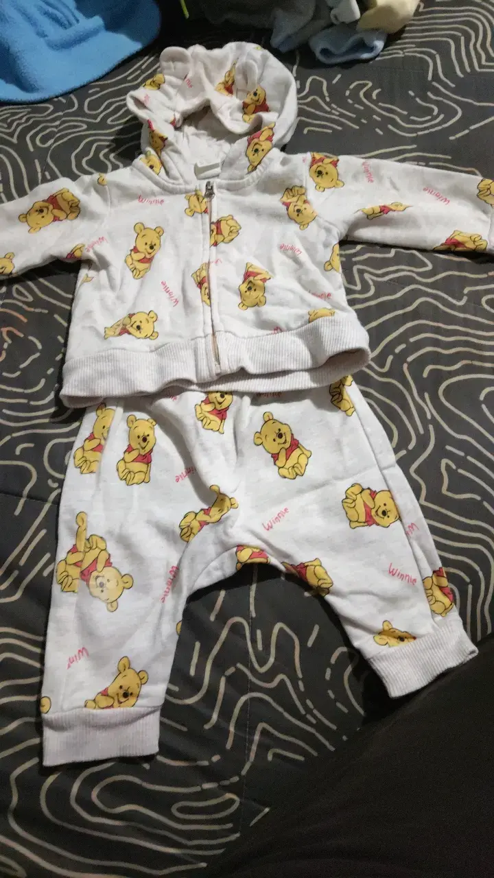 Conjunto de bebé con diseño de Winnie the Pooh