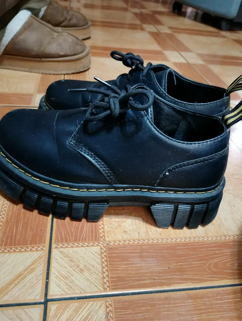 Zapatos negros plataforma - 1