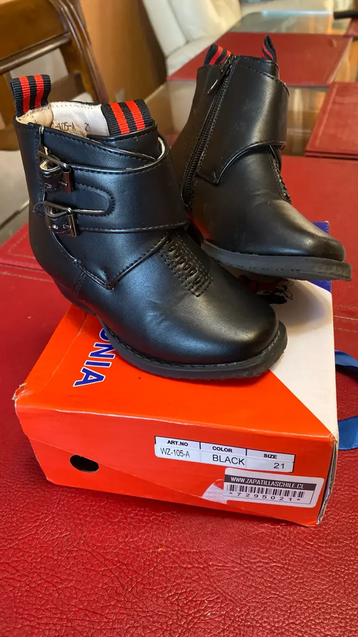 Botitas de huaso para bebés talla 20, 21 y 22 - 2