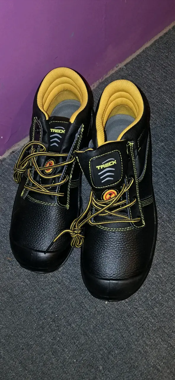zapatos Treck nuevos n° 42