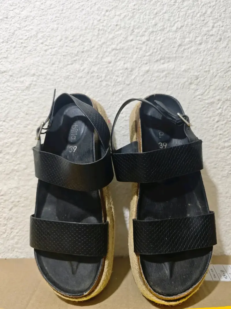 Sandalias Negras de Plataforma Sybilla Talla 39 - 4