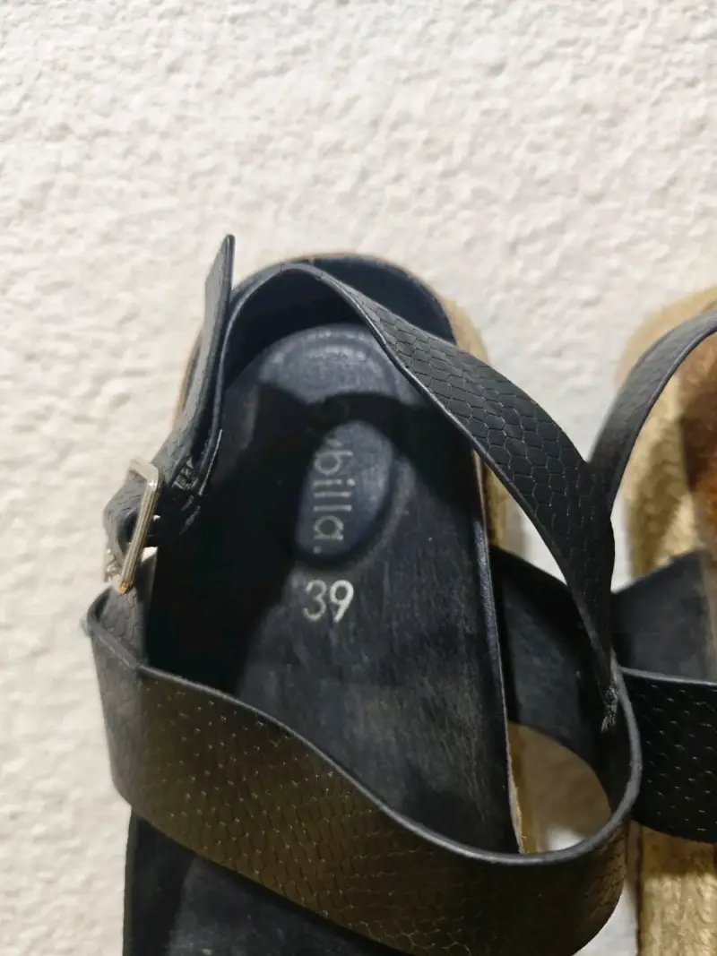 Sandalias Negras de Plataforma Sybilla Talla 39 - 5