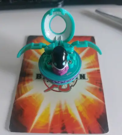 Bakugan color turquesa - miniatura 3