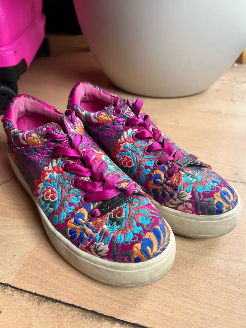 Zapatillas bordadas multicolor Steve Madden - 1