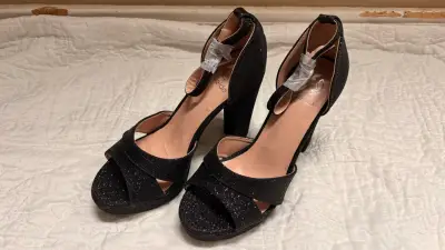Zapatos de tacón alto negros con brillo Wande - miniatura 2