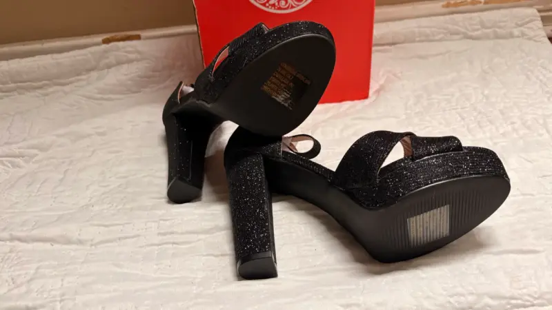 Zapatos de tacón alto negros con brillo Wande - 6