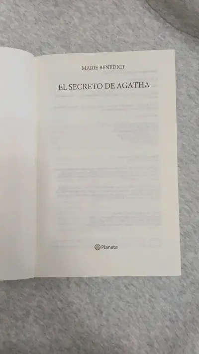 Libro El Secreto de Agatha de Marie Benedict - miniatura 3