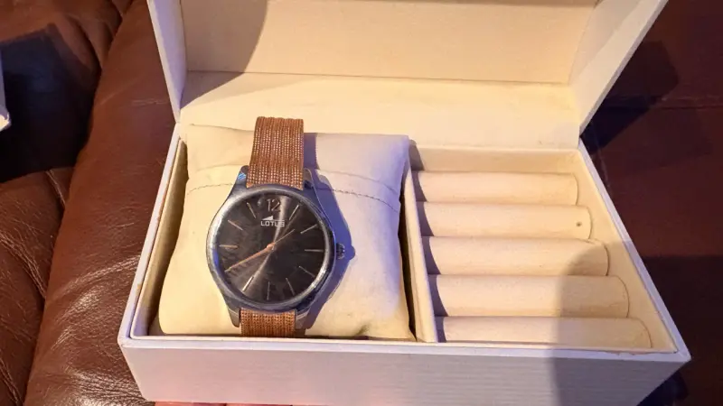 Reloj Lotus para mujer con correa de malla - 3