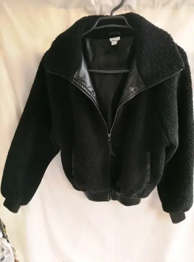 Chaqueta estilo aviadora para mujer - miniatura 1