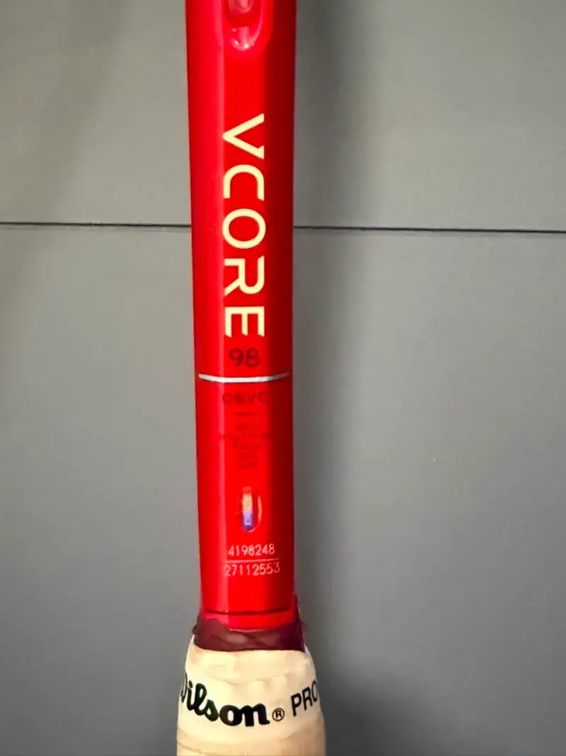 Raqueta de tenis Yonex VCORE 98 (2026) roja - 3