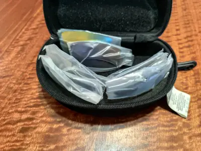 Gafas de Sol Deportivas Autostyle con Estuche - miniatura 2