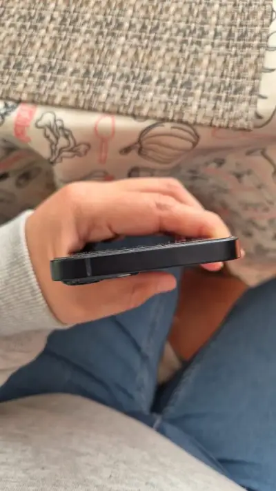 iPhone 13 - miniatura 1