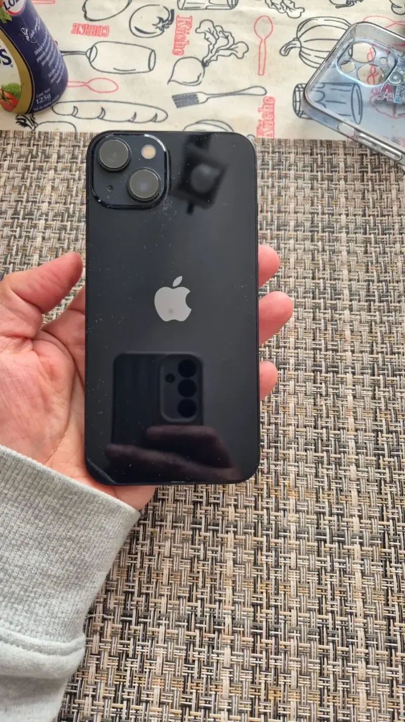 iPhone 13 - 5