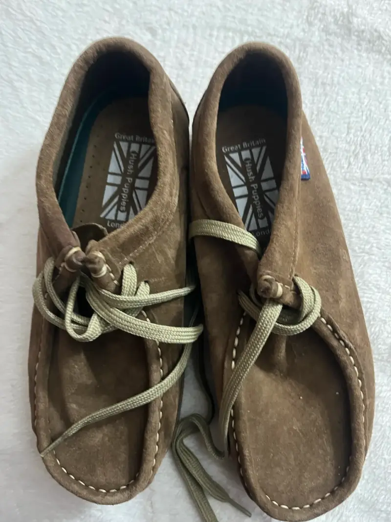 Zapatos de gamuza marrón Hush Puppies para hombre - 1